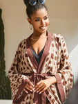 Charmantes Damen-Kimono