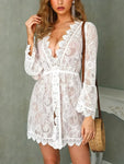 Kurzes, elegantes Boho-Spitzenkleid